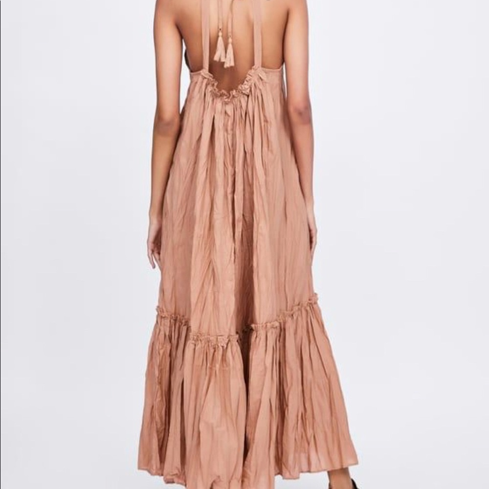 Never worn Zara wrinkle look dress